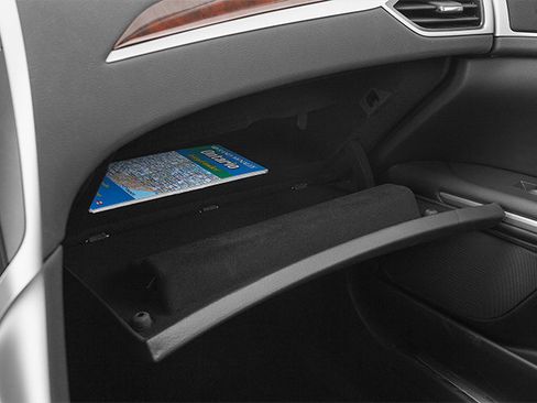 Used 2014 Lincoln MKZ w/ Equipment Group 101A Select FWD image 16