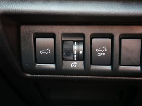 Used 2024 Subaru Outback Premium AWD/4WD image 26