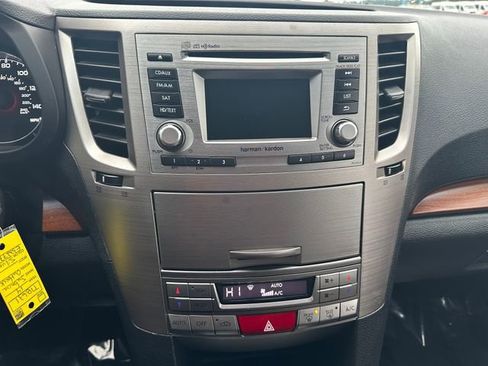 Used 2014 Subaru Outback 2.5i Limited image 18