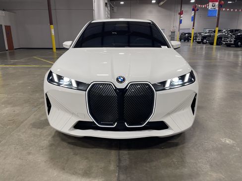 Used 2026 BMW iX xDrive45 AWD/4WD image 8