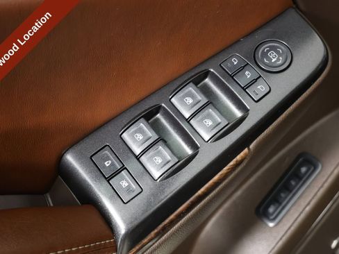 Used 2015 Chevrolet Tahoe LTZ image 26