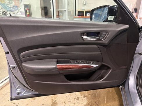 Used 2015 Acura TLX V6 SH-AWD w/ Technology Pkg image 15