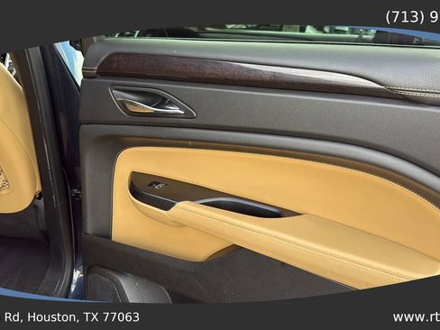 Used 2014 Cadillac SRX Luxury w/ Driver Awareness Package image 33