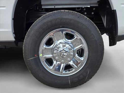 New 2026 RAM 2500 Tradesman AWD/4WD image 10