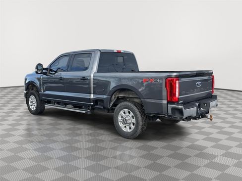 Used 2024 Ford F350 XLT w/ FX4 Off-Road Package image 9