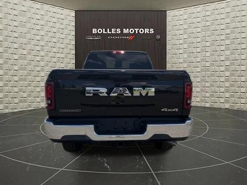 Certified 2025 RAM 2500 Big Horn AWD/4WD image 4