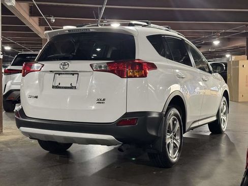 Used 2015 Toyota RAV4 XLE w/ Outdoor Package AWD/4WD image 4