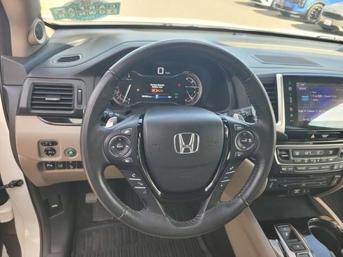 Used 2016 Honda Pilot Touring image 30