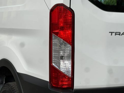 Used 2024 Ford Transit 250 Low Roof w/ Exterior Upgrade Package image 24