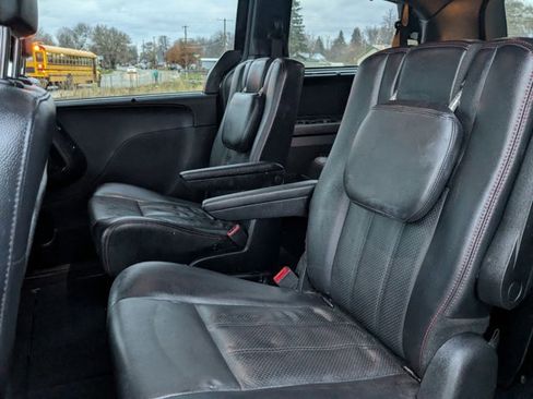 Used 2014 Dodge Grand Caravan R/T w/ Safety Sphere Group image 18