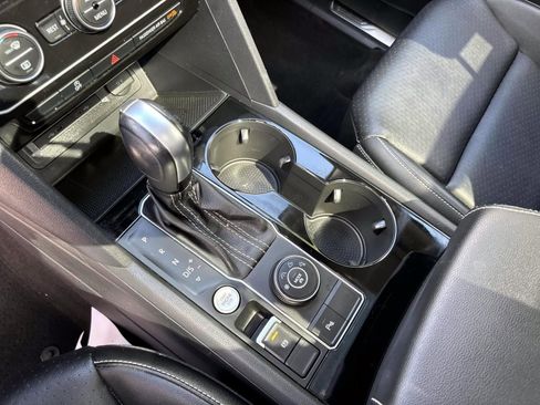 Used 2022 Volkswagen Atlas SE w/ Panoramic Sunroof Package image 24