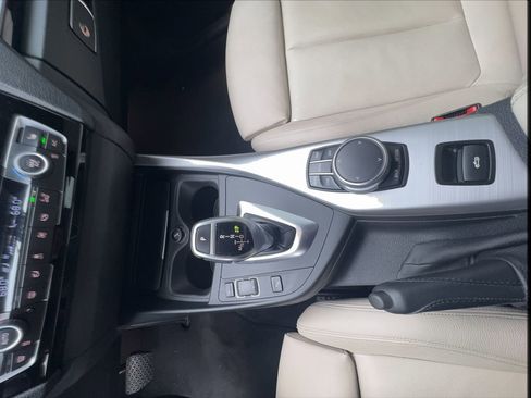 Used 2017 BMW 230i xDrive Convertible AWD/4WD image 38