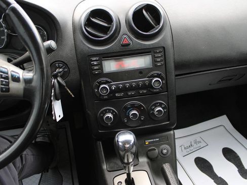 Used 2009 Pontiac G6 Sedan w/ Preferred Package FWD image 12