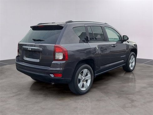 Used 2017 Jeep Compass Sport w/ Power Value Group image 4