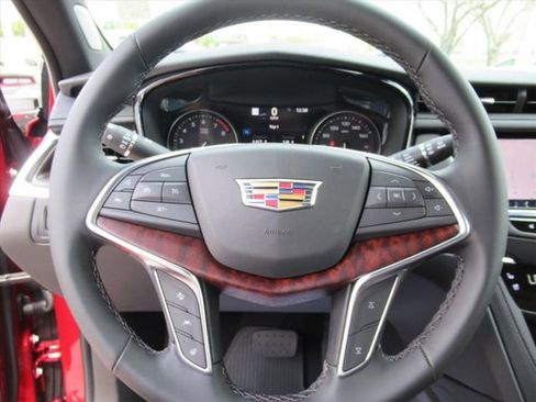 New 2026 Cadillac XT5 Premium Luxury w/ Driver Assist Package FWD image 25