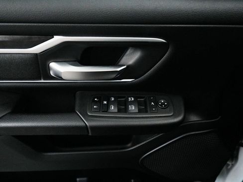 Used 2023 RAM 1500 Big Horn AWD/4WD image 12