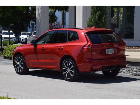 Used 2023 Volvo XC60 B5 Plus w/ Climate Package AWD/4WD image 6