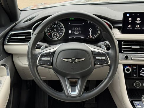 Used 2025 Genesis G70 2.5T image 29