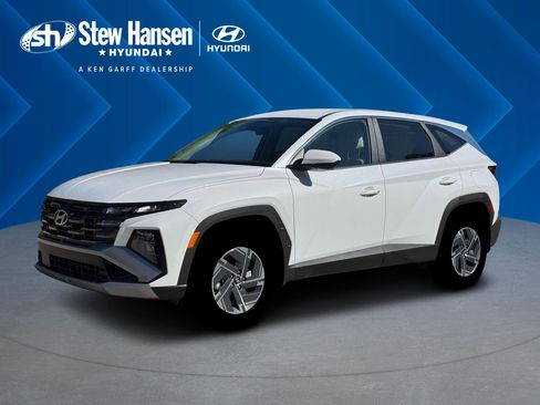 New 2026 Hyundai Tucson Blue SE AWD/4WD image 2