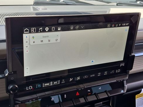 New 2026 GMC Hummer EV 4x4 Crew Cab image 13