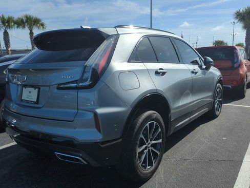 Used 2024 Cadillac XT4 Sport image 9
