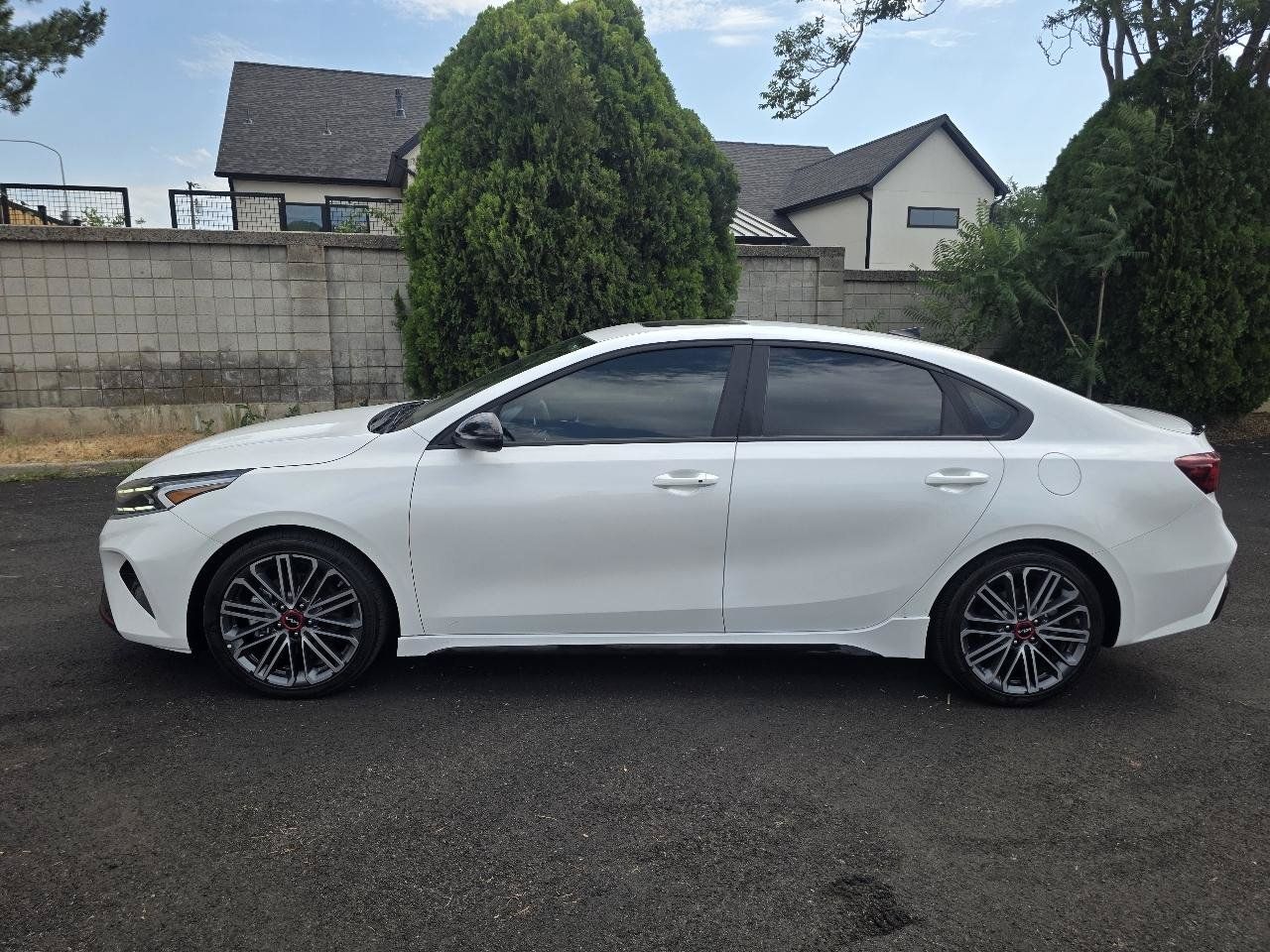Used 2024 Kia Forte GT w/ GT2 Package FWD image 2