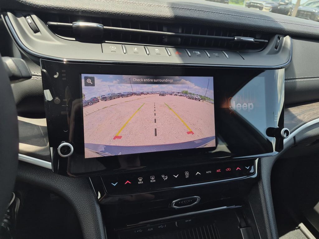 New 2026 Jeep Grand Cherokee L 2WD image 26