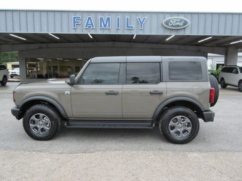 New 2025 Ford Bronco Big Bend image 2