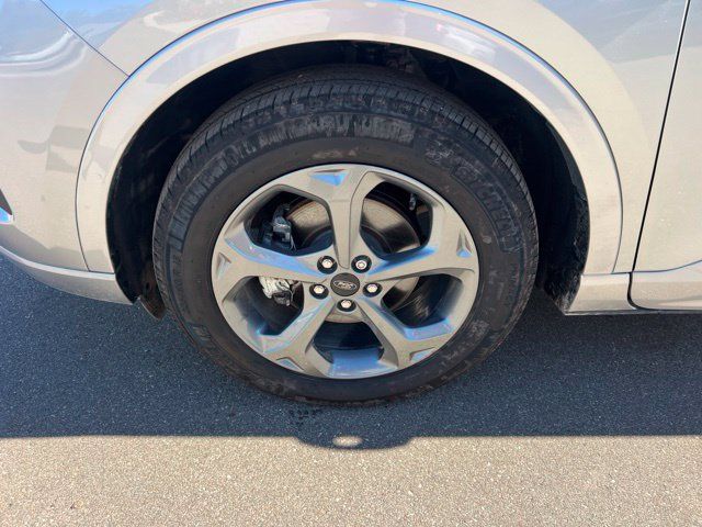 Used 2025 Ford Explorer ST w/ Sun And Sound Package AWD/4WD image 9