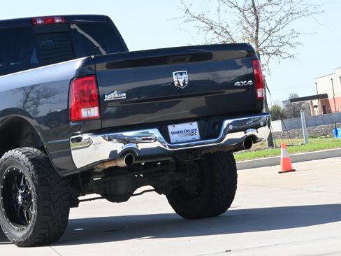 Used 2017 RAM 1500 Big Horn image 6