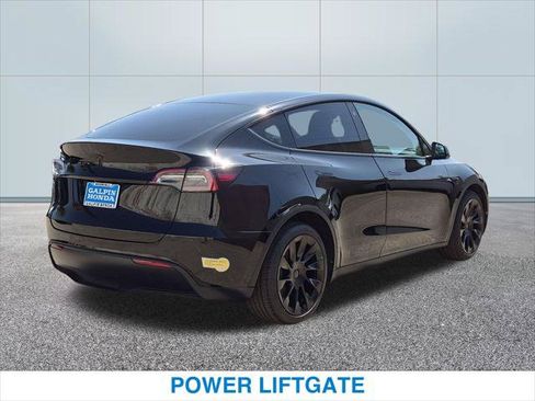 Used 2022 Tesla Model Y Long Range AWD/4WD image 7