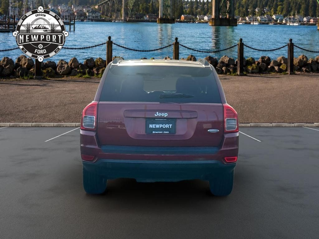 Used 2011 Jeep Compass Sport FWD image 6