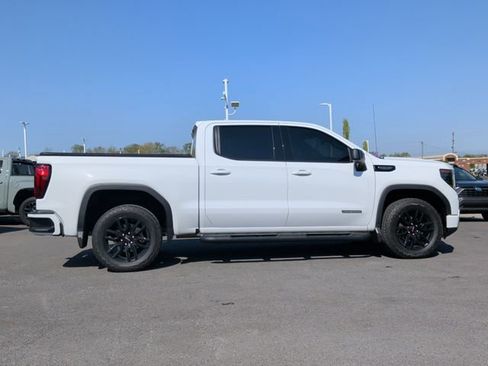 Used 2024 GMC Sierra 1500 Elevation image 8