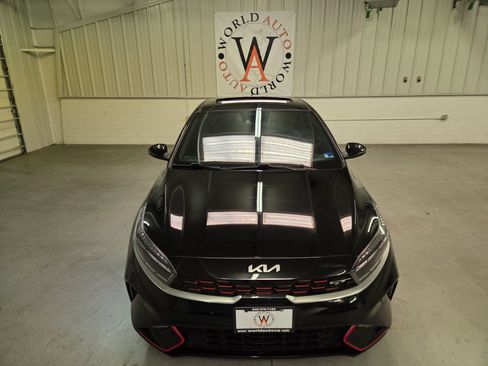 Used 2022 Kia Forte GT FWD image 12