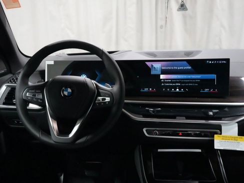 New 2026 BMW X5 xDrive40i w/ Climate Comfort Package AWD/4WD image 3
