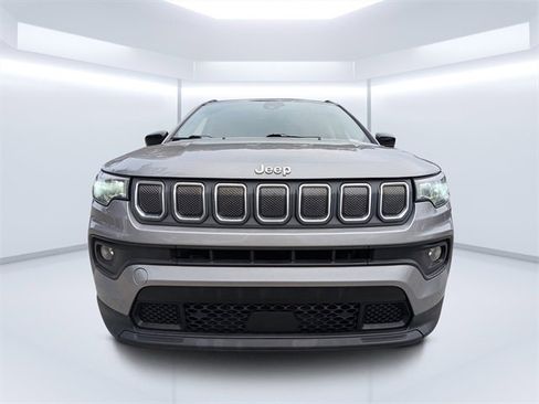 Used 2022 Jeep Compass Latitude w/ Convenience Group image 8