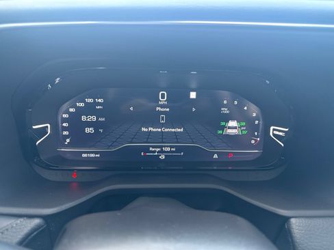Used 2022 GMC Yukon Denali RWD image 9