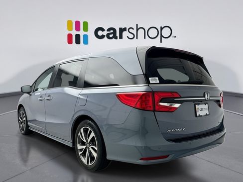 Used 2023 Honda Odyssey Touring image 3