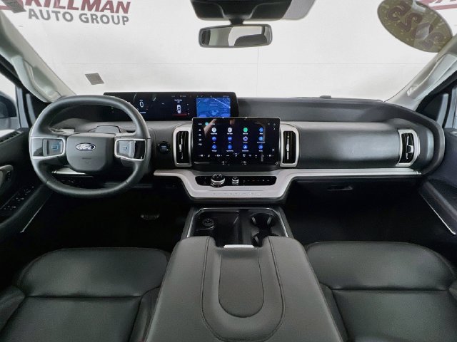 Used 2025 Ford Expedition Max Active AWD/4WD image 25