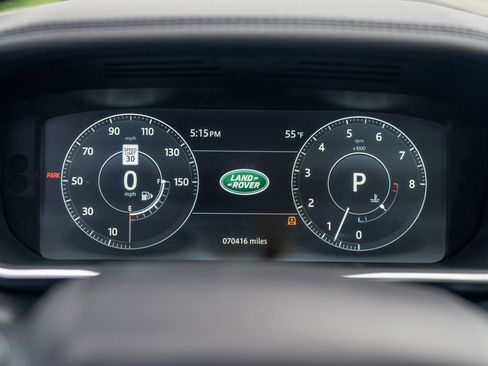 Used 2017 Land Rover Range Rover HSE AWD/4WD image 14
