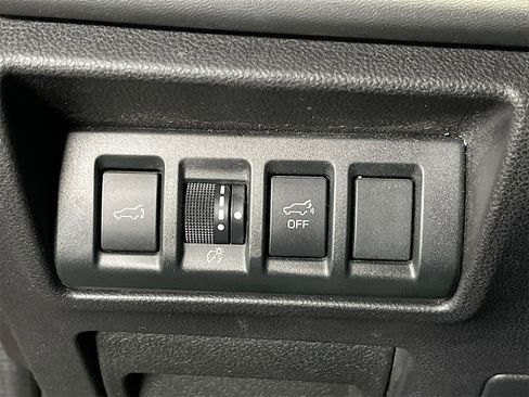 Used 2021 Subaru Outback Limited XT image 10