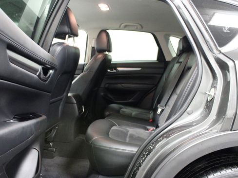 Used 2018 MAZDA CX-5 Touring image 13