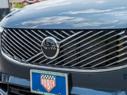 New 2026 Volvo XC90 T8 Core AWD/4WD image 12