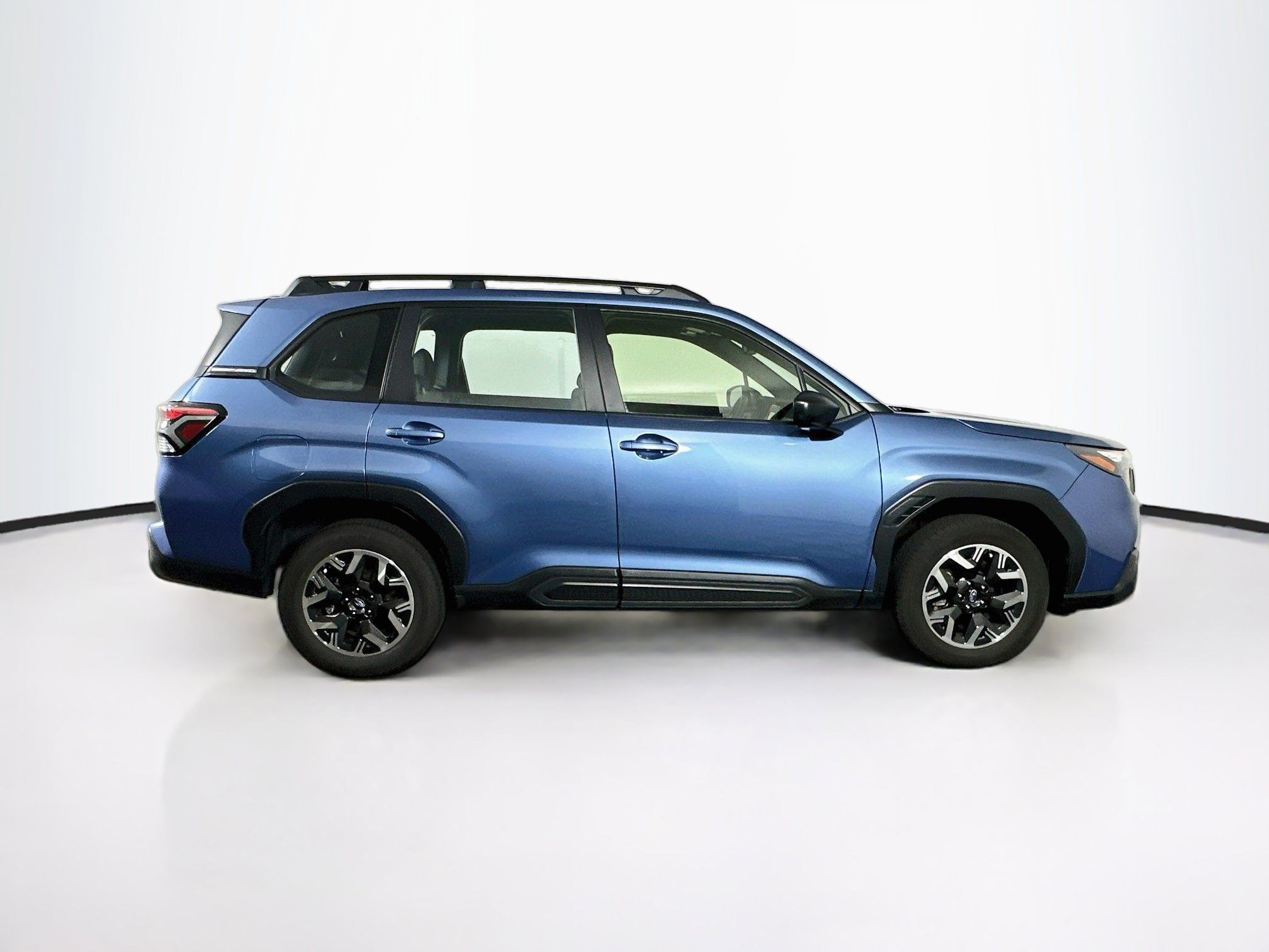 Used 2025 Subaru Forester AWD/4WD image 10