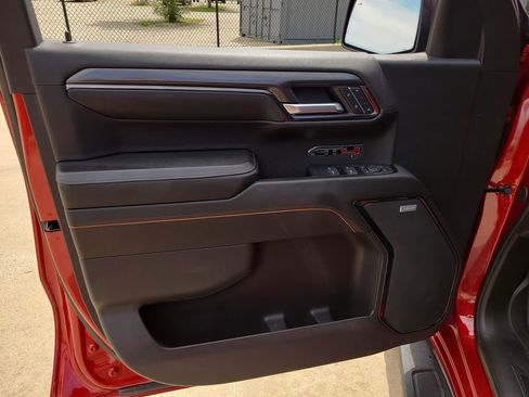 Used 2024 GMC Sierra 1500 AT4 w/ Technology Package AWD/4WD image 19