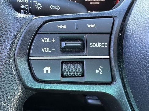 Used 2024 Honda HR-V LX image 27