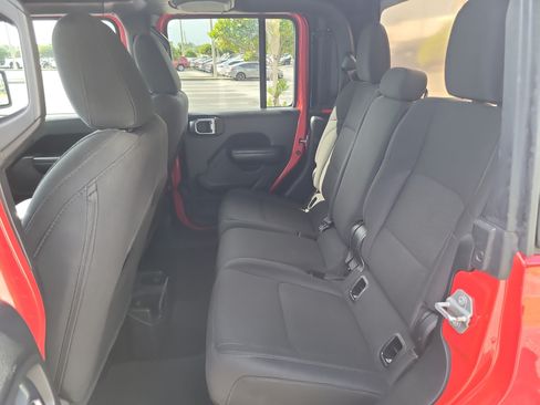 Used 2020 Jeep Gladiator Sport w/ Quick Order Package 23S AWD/4WD image 15