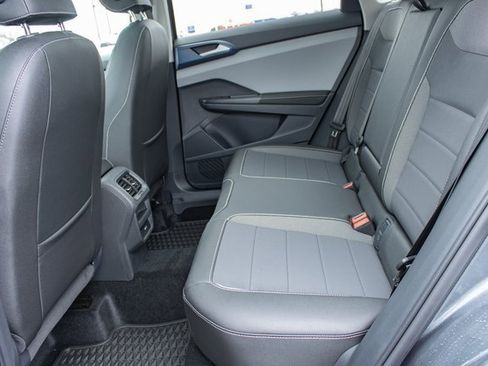 Used 2024 Volkswagen Taos SE image 24