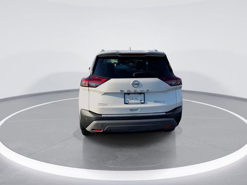 Used 2023 Nissan Rogue SV w/ SV Premium B Package image 7