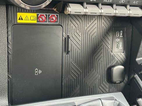 Used 2025 Toyota 4Runner TRD Off-Road Premium image 31